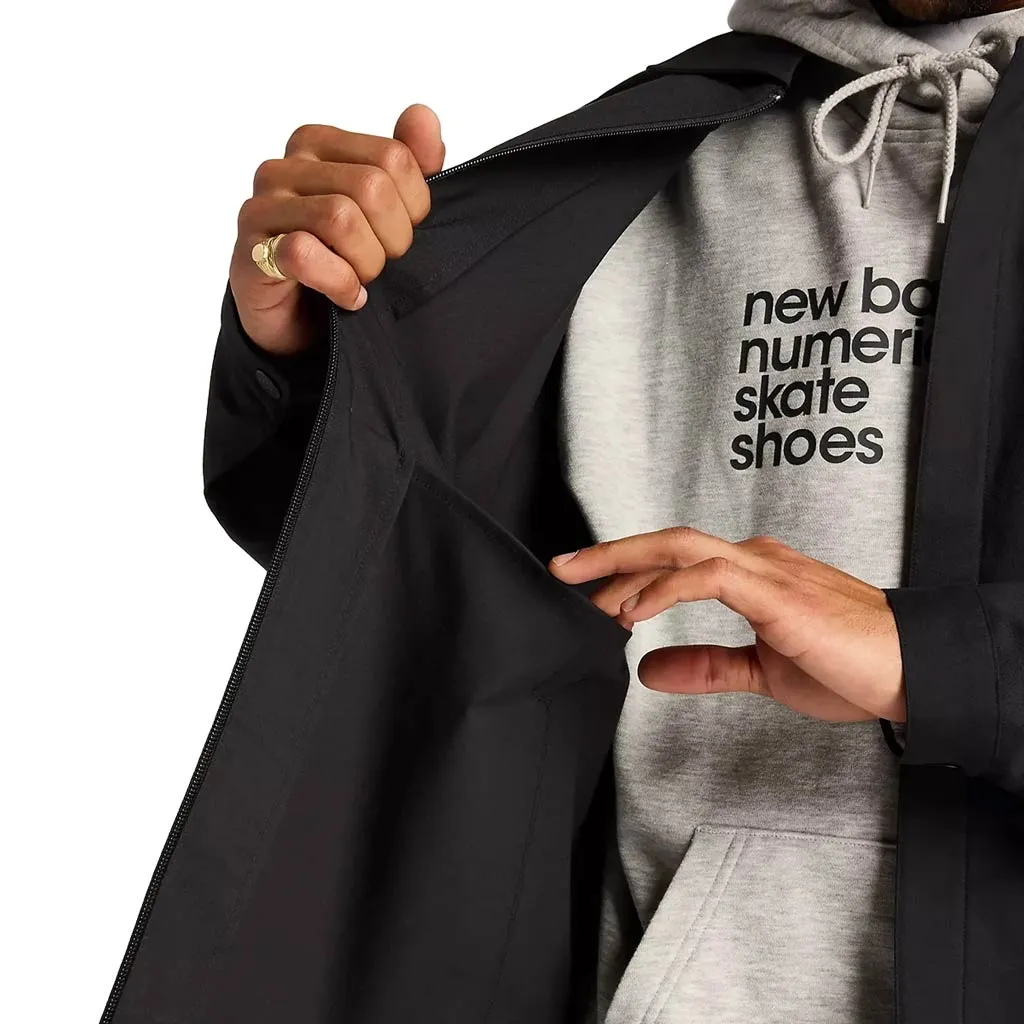 NEW BALANCE NUMERIC WOVEN JACKET - BLACK